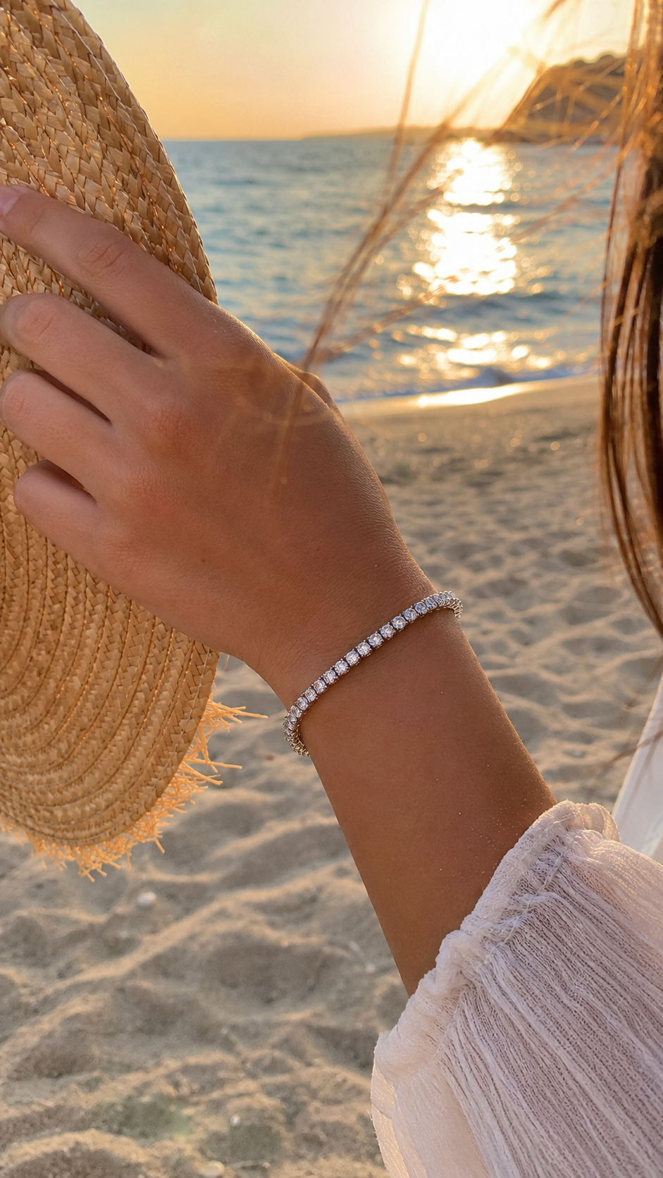 Bijoux de Mode Bracelet Élégant en Argent avec Pierres Claires pour une Tenue Raffinée et Chic (Bracelet Femme Argent Élégant | Bijou Chic — Zenchic)