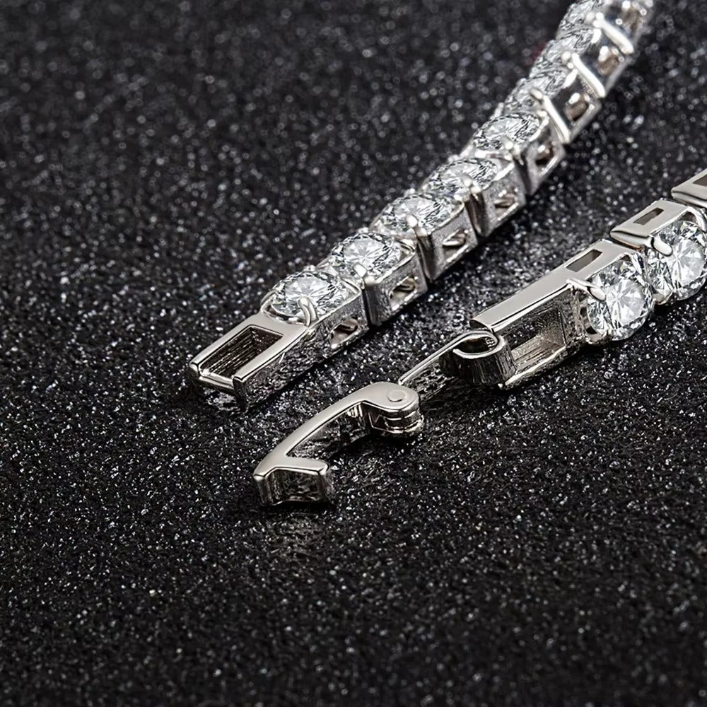 Bijoux de Mode Bracelet Élégant en Argent avec Pierres Claires pour une Tenue Raffinée et Chic (Bracelet Femme Argent Élégant | Bijou Chic — Zenchic)